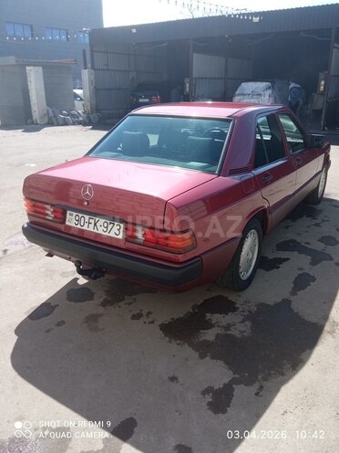 Mercedes 190-2