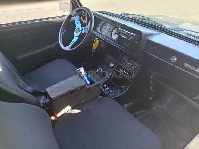 LADA (VAZ) 2107-6