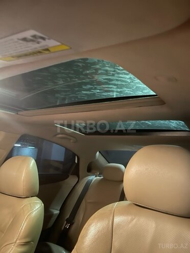 Hyundai Sonata-6