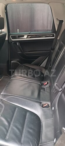 Volkswagen Touareg-8