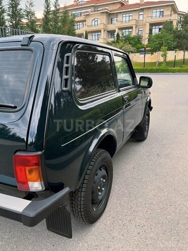 LADA (VAZ) Niva-6