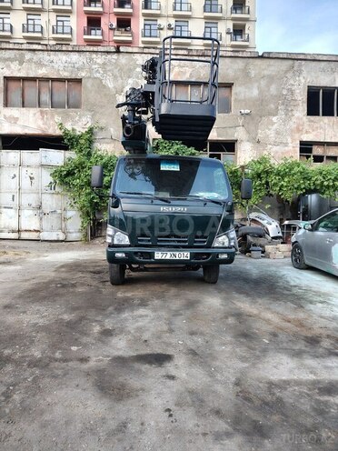 Isuzu NPR 66 P-1