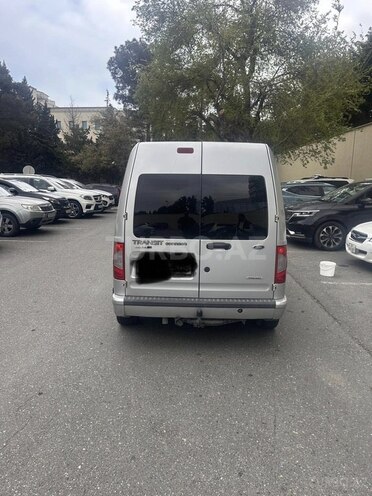 Ford Tourneo Connect-12