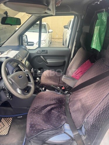 Ford Tourneo Connect-7