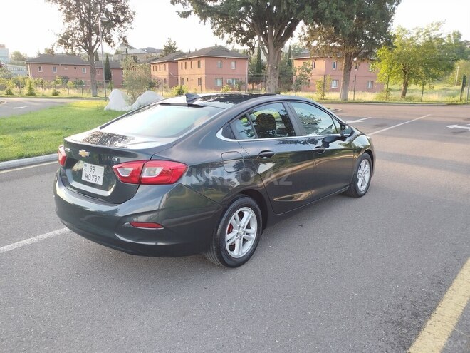 Chevrolet Cruze-7