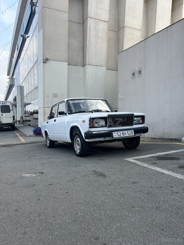 LADA (VAZ) 2107-1