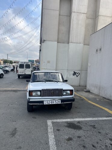 LADA (VAZ) 2107-2
