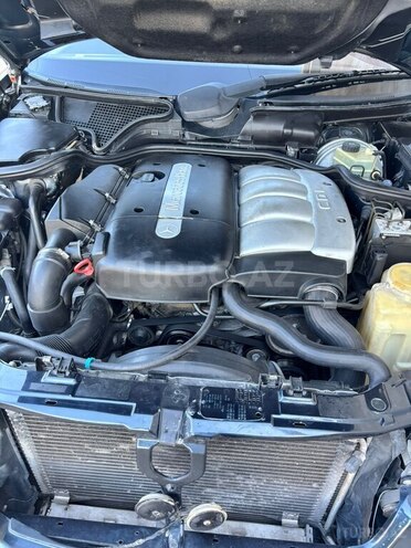 Mercedes E 200-6