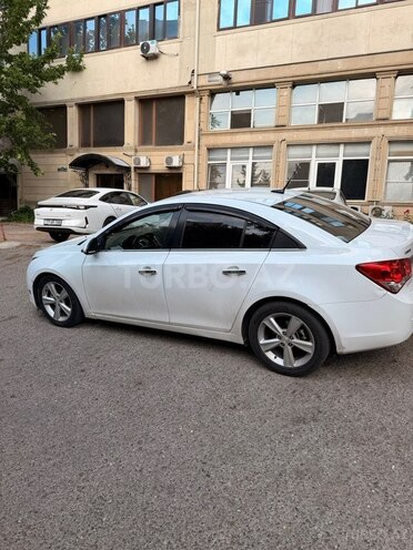 Chevrolet Cruze-4