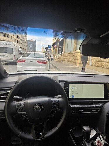 Toyota Camry-7