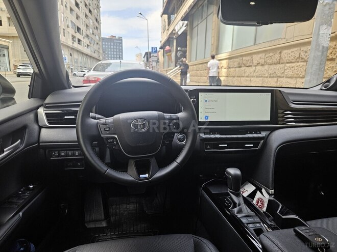 Toyota Camry-16
