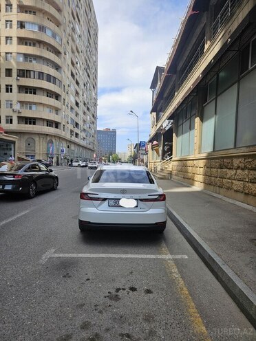 Toyota Camry-18