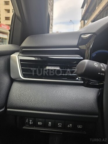 Toyota Camry-17