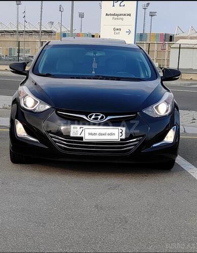 Hyundai Elantra-1