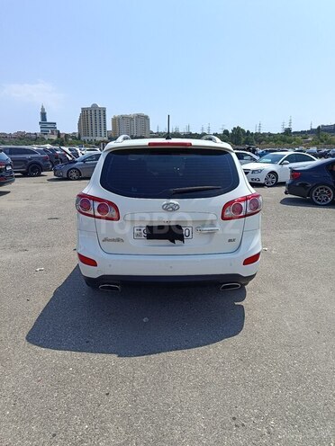Hyundai Santa Fe-2
