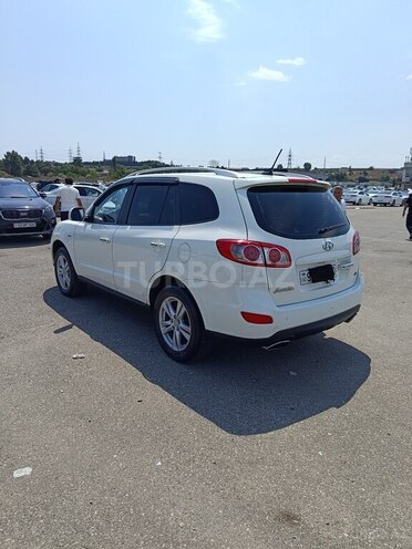 Hyundai Santa Fe-3