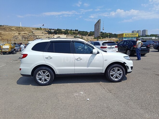 Hyundai Santa Fe-6