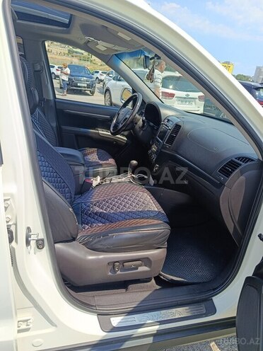 Hyundai Santa Fe-8