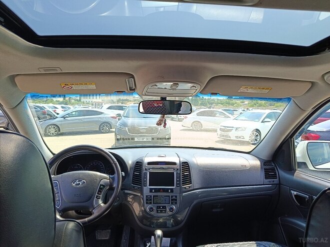 Hyundai Santa Fe-7
