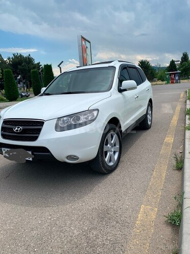 Hyundai Santa Fe-8