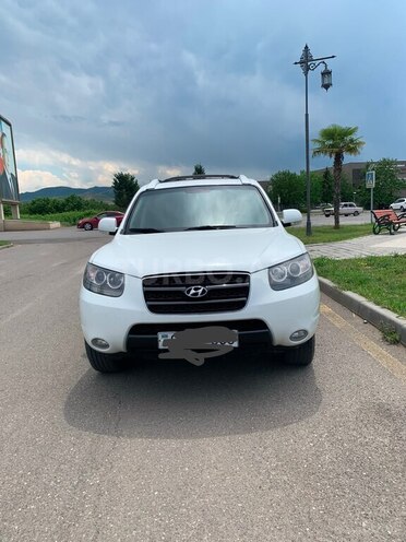Hyundai Santa Fe-1