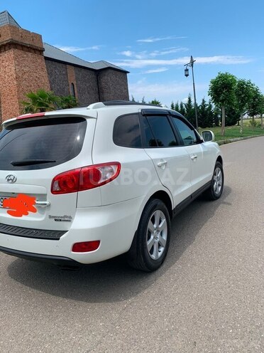 Hyundai Santa Fe-5
