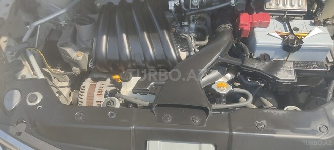 Nissan Tiida-2