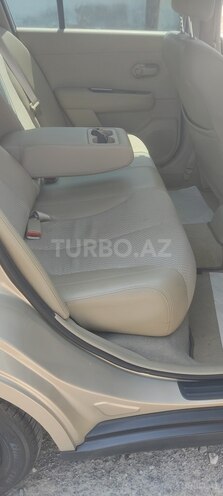 Nissan Tiida-8