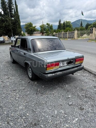 LADA (VAZ) 2107-5