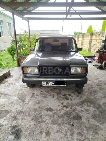 LADA (VAZ) 2107-1