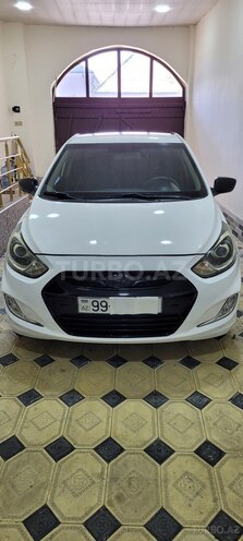 Hyundai Accent-1