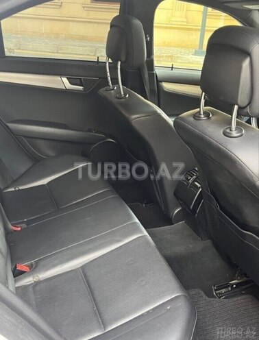 Mercedes C 250-8