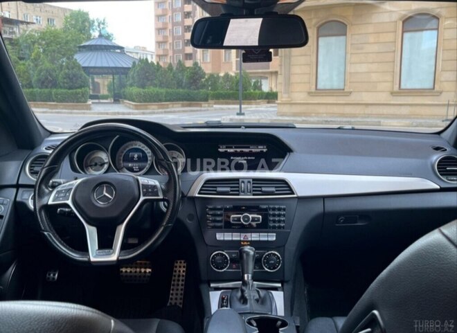 Mercedes C 250-10