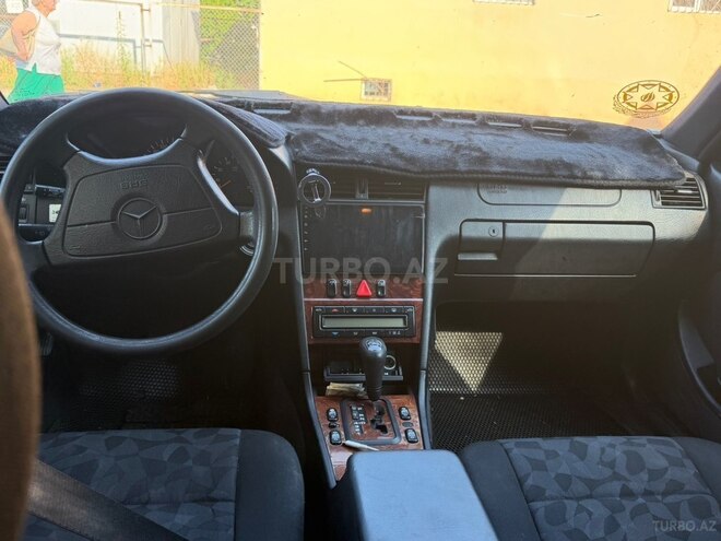 Mercedes C 200-2