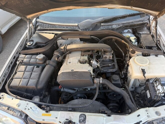 Mercedes C 200-11