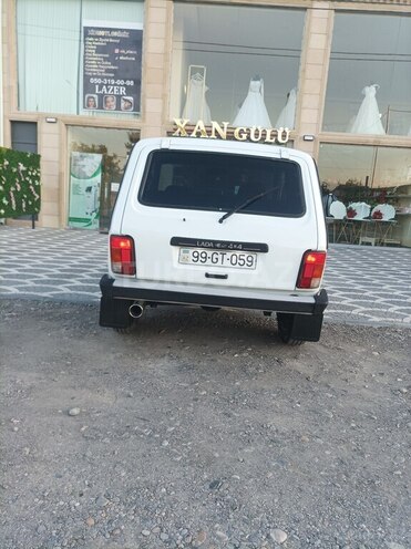 LADA (VAZ) Niva-18