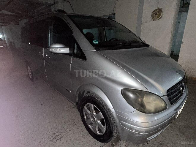 Mercedes Viano-3