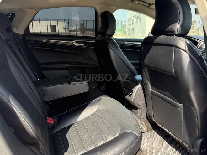 Ford Fusion (North America)-11