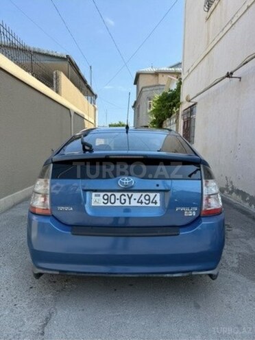 Toyota Prius-2