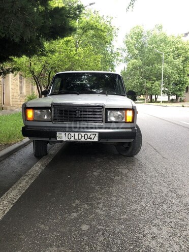 LADA (VAZ) 2107-1