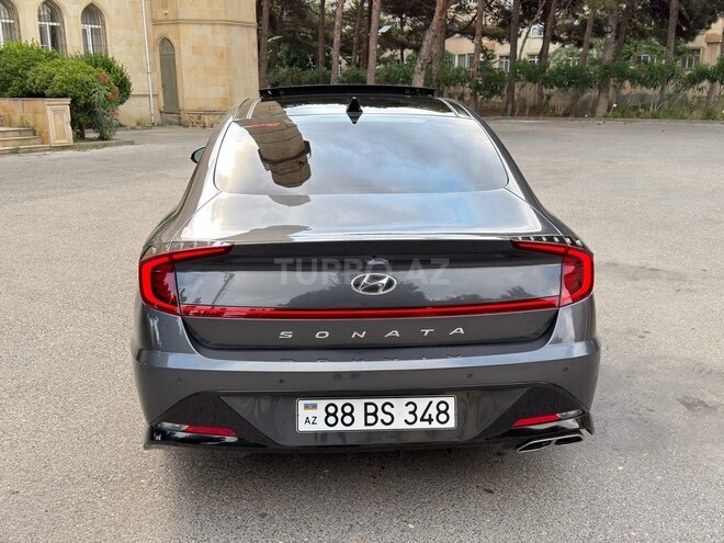 Hyundai Sonata-6