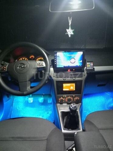 Opel Astra-8