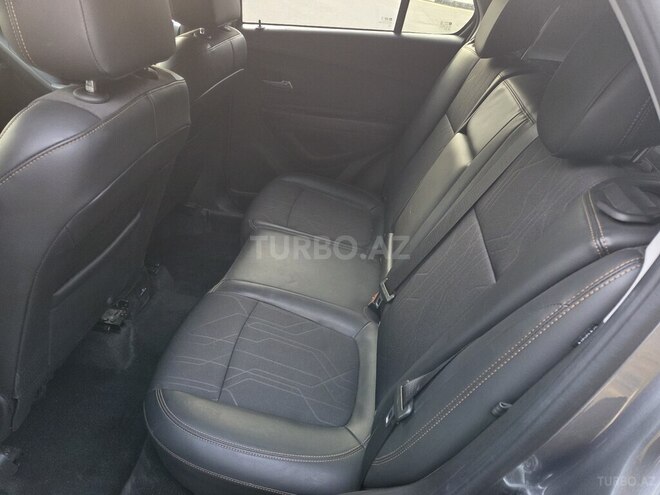 Chevrolet Trax-8
