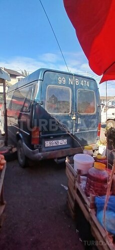 Ford Transit-6