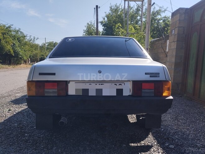 LADA (VAZ) 21099-2