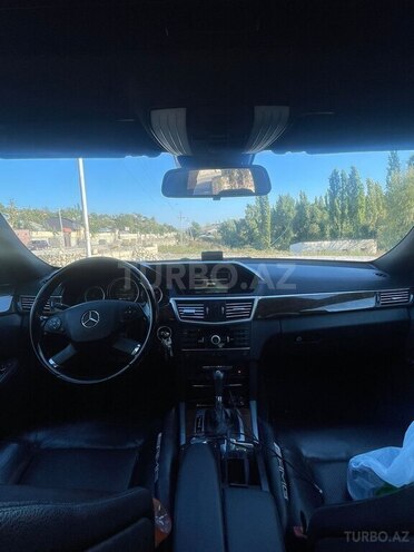 Mercedes E 220-5