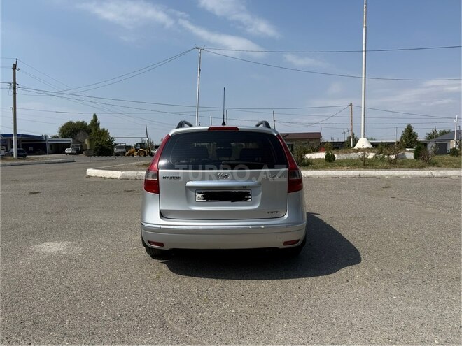 Hyundai i30-2