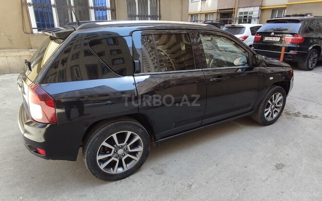Jeep Compass-5