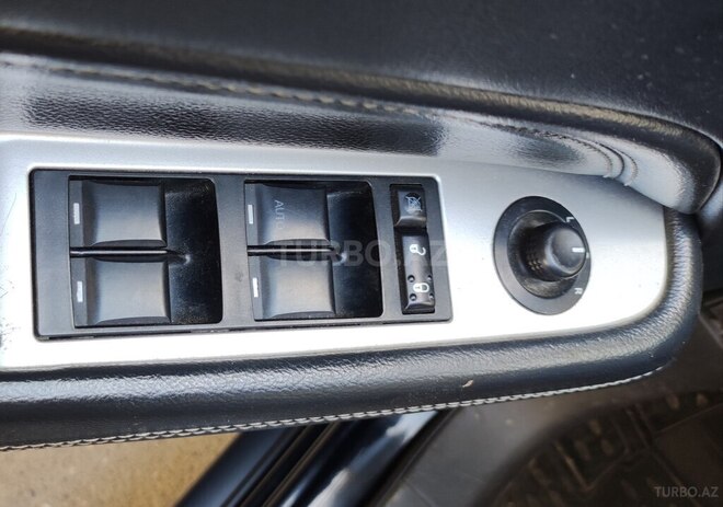 Jeep Compass-12