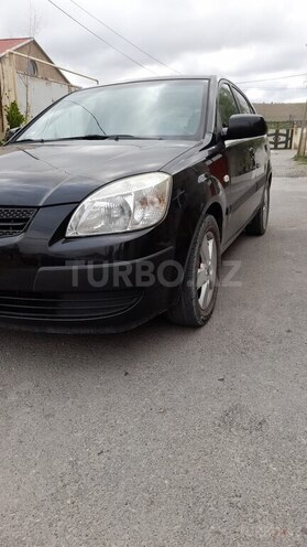 Kia Rio-5